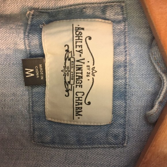 Ashley Vintage Charm Embroidered Denim Jacket M - Picture 6 of 6